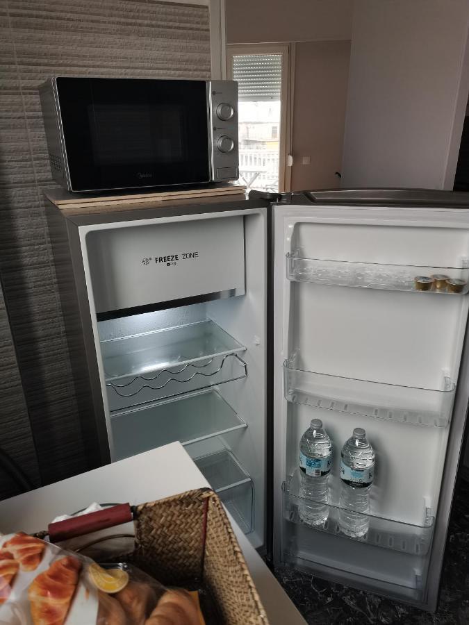 Penthouse Spacious W Super Wifi & Terrace, 2 Min From Metro 雅典 外观 照片
