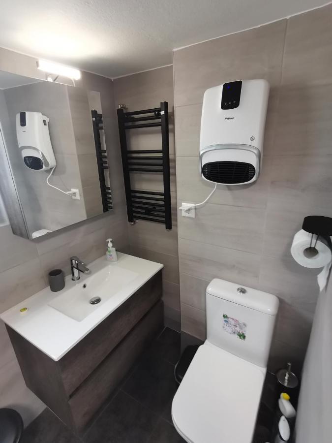 Penthouse Spacious W Super Wifi & Terrace, 2 Min From Metro 雅典 外观 照片